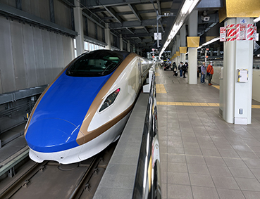 �k���� �k���V���� ����w