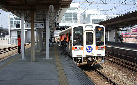 ��k�����f���w