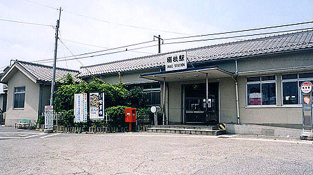 ��}�w���w��