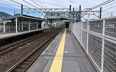 ���C���� �O�͉��Éw