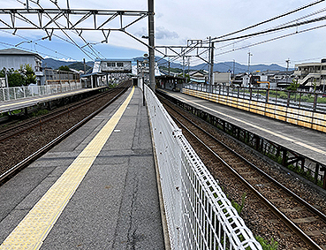 ���C���� �O�͉��Éw