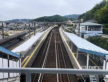 ���C���� �O�͉��Éw