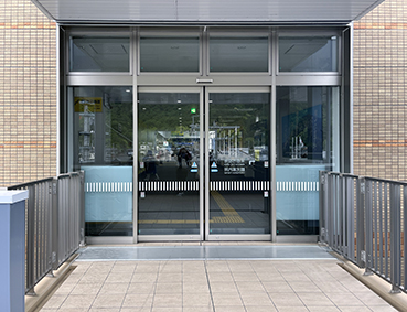 ���C���� �Č��w