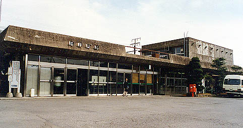 ���S�������w