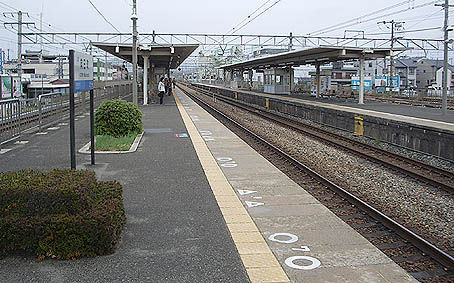 �������w