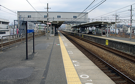 �������w