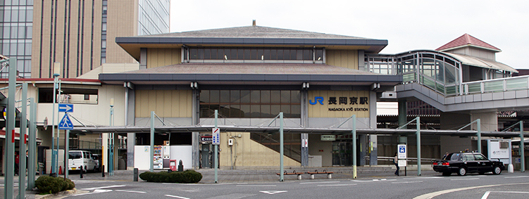 �������w