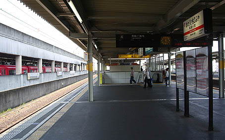 ������{�w