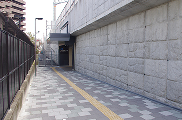 JR�������w