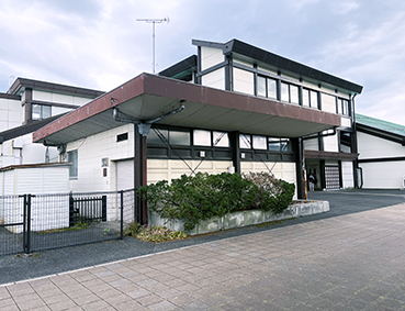 ���C���� ����w