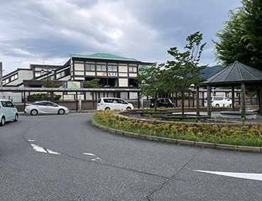 ���C���� ����w