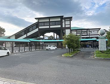 ���C���� ����w