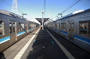 �����䉺�w