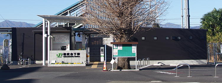 �����䉺�w