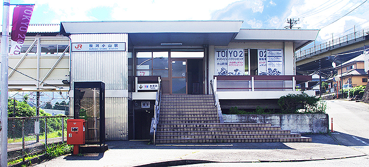 �x�͏��R�w