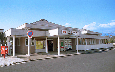 ���y��w�@���w��