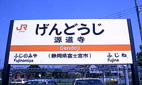 �������w