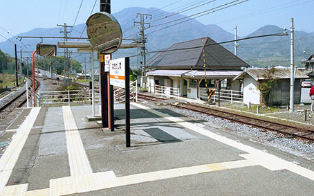 �g�����w