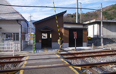 �g�����w