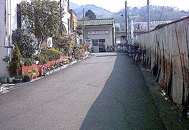 �s��{���w���w��