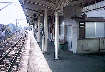 �s��{���w���w��