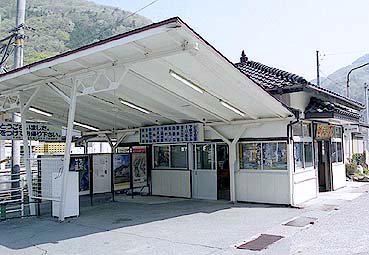 ��������w