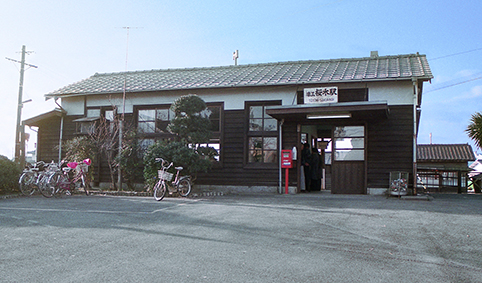 �񖓐��@���]���؉w