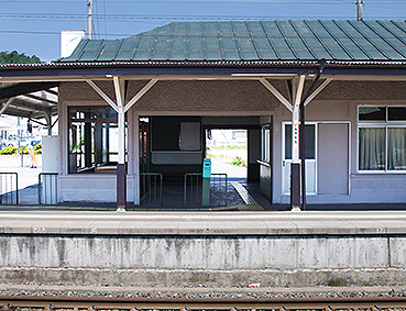 �ɓߔ����w