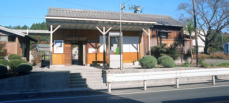 �O�͓����w ���w��