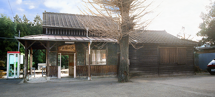 ����w ���w��