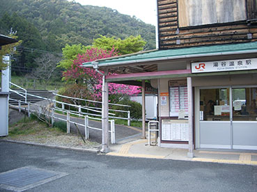 ���J����w