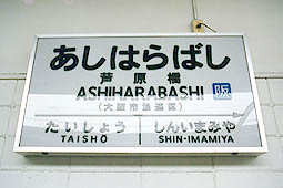 �������w