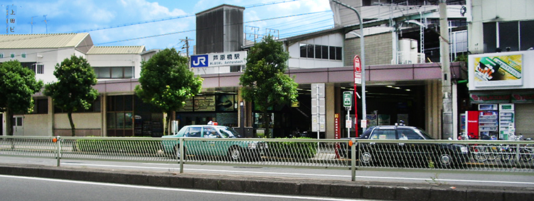 �������w