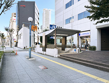 JR������ �V�����w