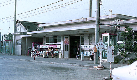 �������w