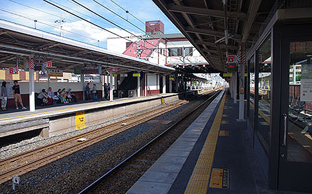 ���R���w