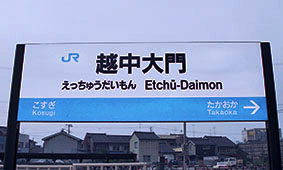 �z�����w