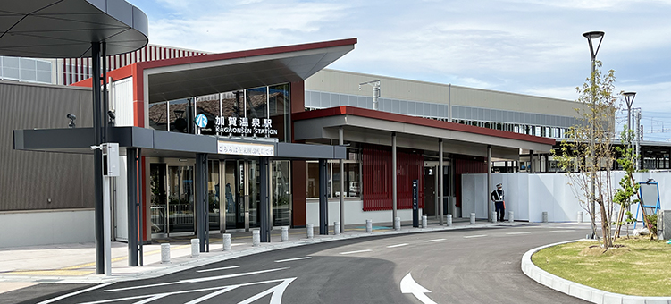 北陸線 加賀温泉駅