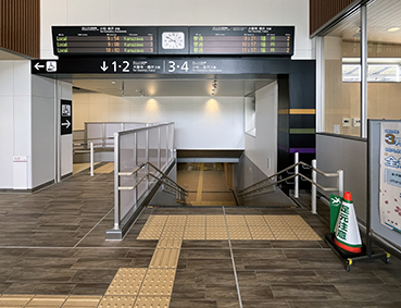 北陸線 加賀温泉駅