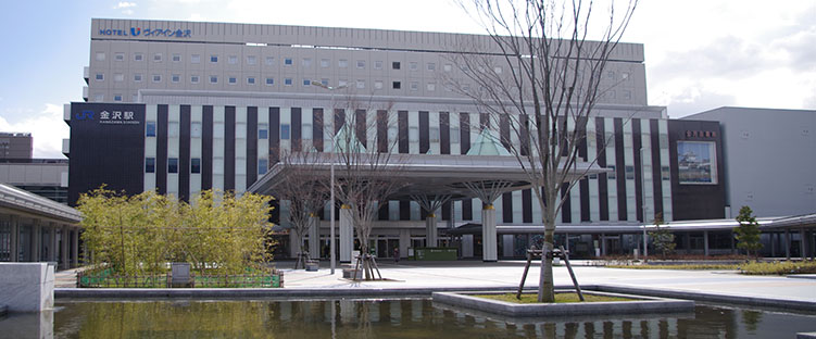 金沢駅