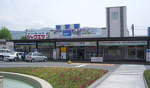 �։�w ���w��