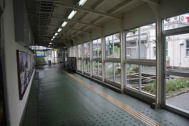 �։�w ���w��