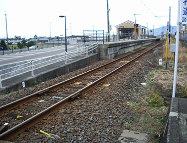 ���l�� �O���w