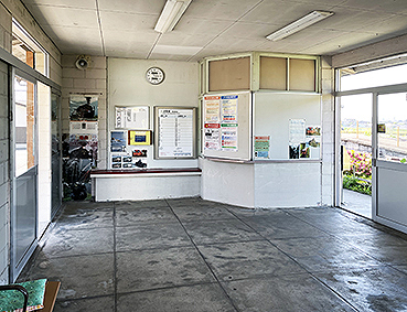 �z���k�� �z�O�����w