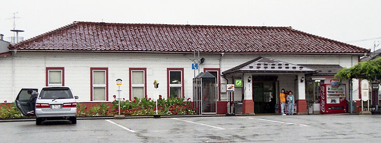 �z�������w