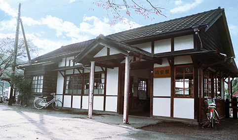 �z������@�����w