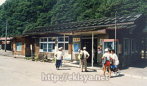 �z������@�k�Z�w