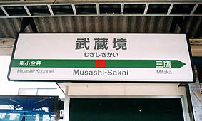 �������w