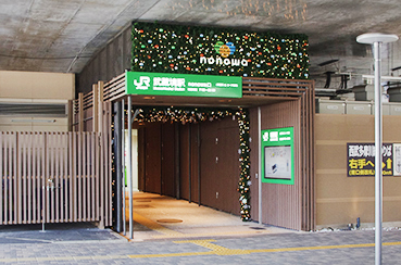 �������w