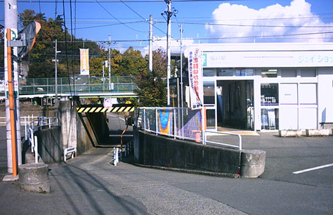 ����w���w��